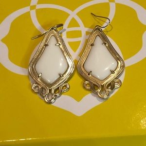 Kendra Scott Keira Earrings